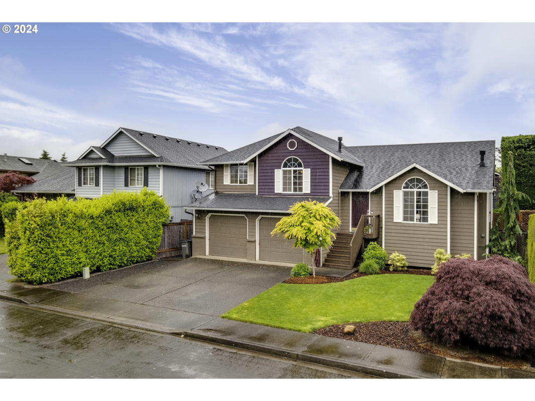 100 NW 147TH ST, VANCOUVER, WA 98685, photo 1 of 26
