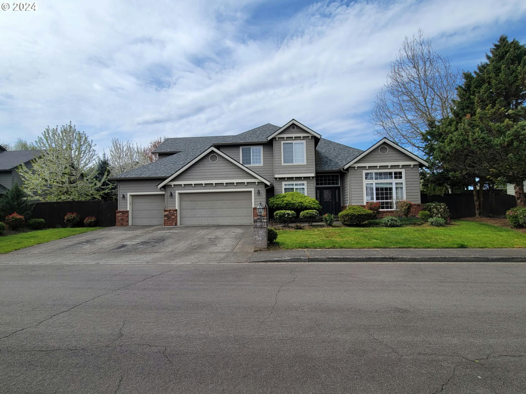 13508 NW 49TH AVE, VANCOUVER, WA 98685, photo 1 of 40