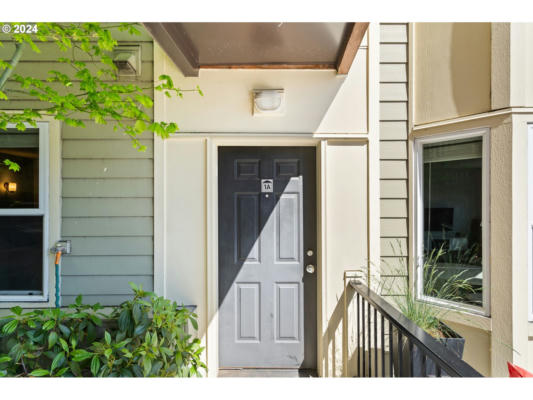 423 NW UPTOWN TER UNIT 1A, PORTLAND, OR 97210, photo 5 of 39